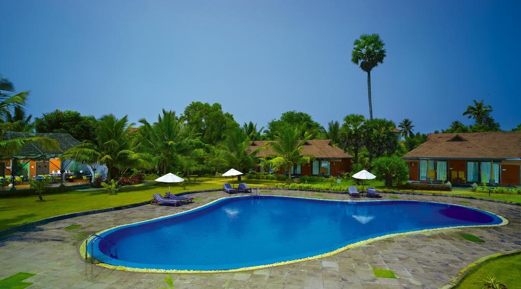 Poovar Island Resort Экстерьер фото