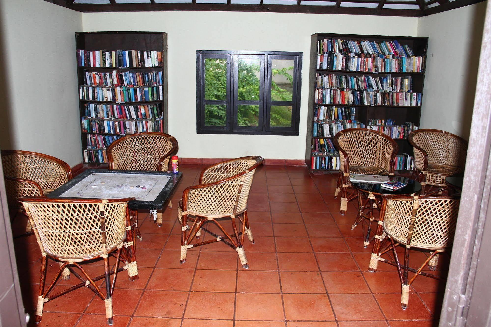 Poovar Island Resort Экстерьер фото