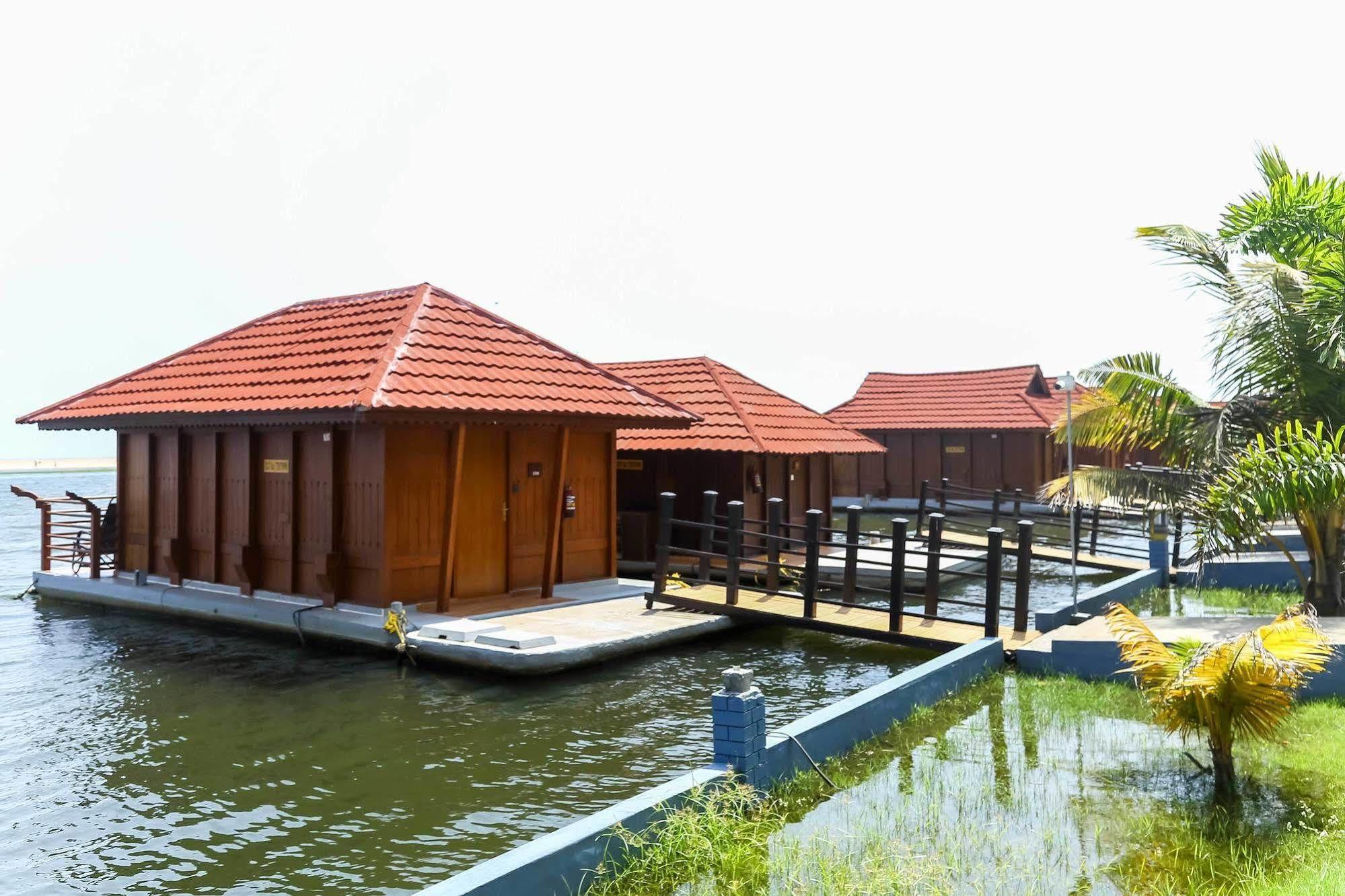 Poovar Island Resort Экстерьер фото