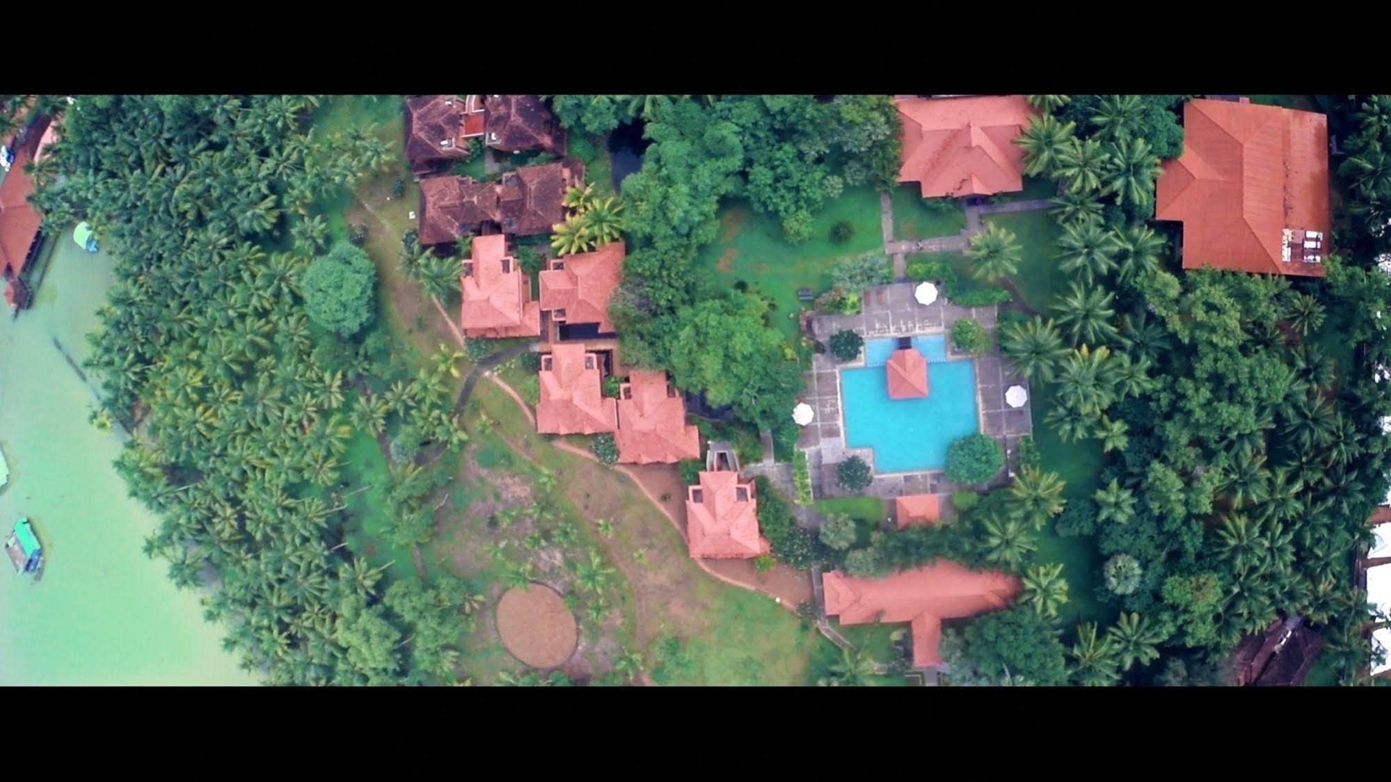 Poovar Island Resort Экстерьер фото