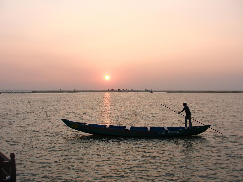 Poovar Island Resort Экстерьер фото